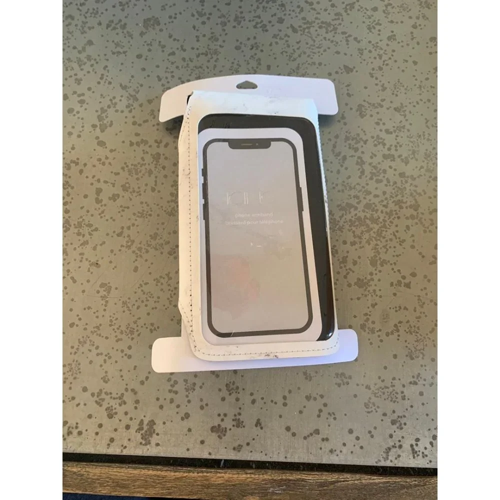 5/$20 💥 Running travel phone holder arm band white marbled